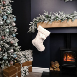 Samuel Alexander Winter White Faux Fur Hanging Christmas Stocking with Pom Poms 50cm - Size: 50 x 33 x 33cm - Wilko - thumbnail 6