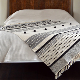 Allure Home Fashions Nina Textured Bobble Throw 125 x 150cm - Cream - Wilko - thumbnail 4