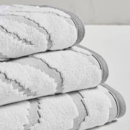 Allure Bath Fashions Grey Zebra Print Sculpted Hand Towel - Size: 50 x 90cm - Wilko - thumbnail 3