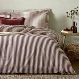 Yard Hebden Single Melange Stripe Cotton Beetroot Duvet Set - Red - Wilko - thumbnail 3