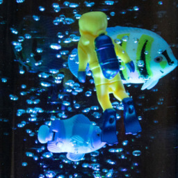 Global Gizmos Metallic Blue Scuba Diver Water Bubble Lamp 32cm - Size: 32 x 10 x 10cm - Wilko - thumbnail 5