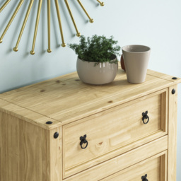 Vida Designs Corona 4 Drawer Pine Chest of Drawers - Brown - Wilko - thumbnail 4