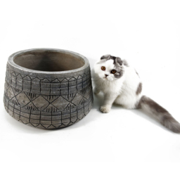 Botanik Gliese Grey Embossed Planter 22 x 37cm - Size: 22 x 37 x 37cm - Wilko - thumbnail 4