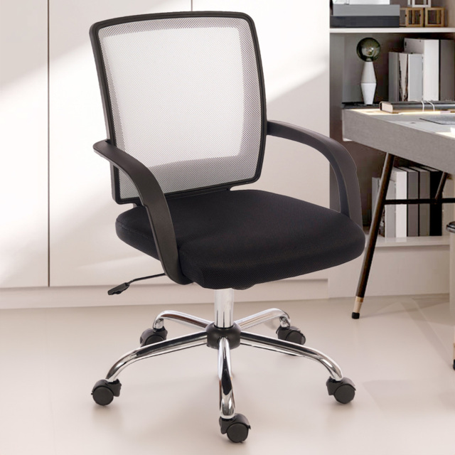 Teknik Star Mesh White Mesh Chair - Size: 44 x 45 x 48cm - Wilko - image 1