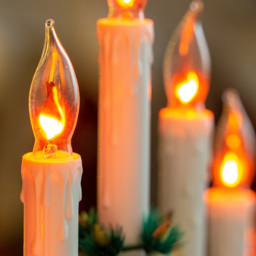 The Christmas Workshop 7 LED Pine Flickering Candle Bridge Light - Wilko - thumbnail 3