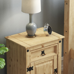 Vida Designs Corona Single Door Single Drawer Pine Bedside Cabinet - Brown - Wilko - thumbnail 4