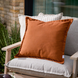 Yard Holmfirth Orange Plain Cotton Canvas Cushion 45 x 45cm - Wilko - thumbnail 3