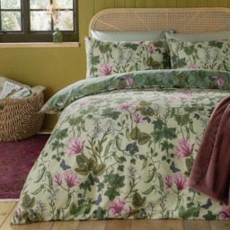Furn Super King Size Mystic Berry Floral Reversible Duvet Set - Green - Wilko - thumbnail 4