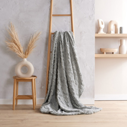 Bellissimo Cable Knit Charcoal Jacquard Fleece Throw 200 x 140cm - Grey - Wilko - thumbnail 3