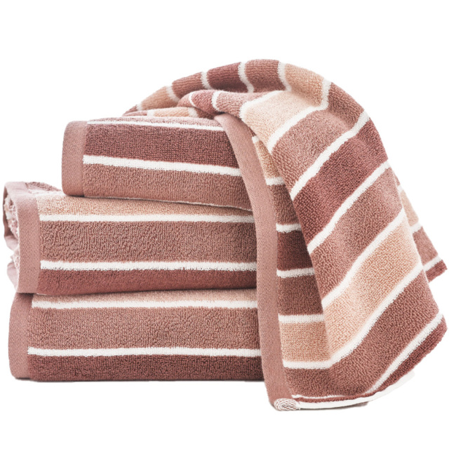 Deyongs Madison Pink Bath Towel - Size: 68 x 127cm - Wilko - image 1