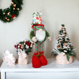 Xmas Haus Loki Festive Gonk with Extendable Legs - Size: 340 x 200 x 150cm - Red - Wilko - thumbnail 6