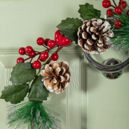 Samuel Alexander Wreath with Red Berries and Frosted Pinecones 45cm - Size: 45 x 45 x 4cm - Wilko - thumbnail 4