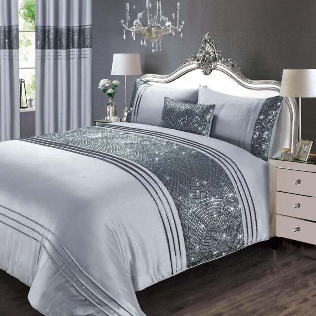 Rapport Home Charleston Single Grey Duvet Set - Silver - Wilko - image 1