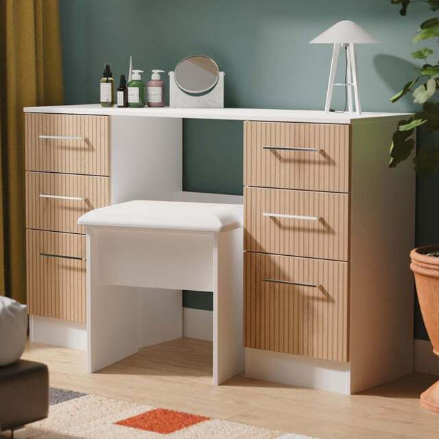 Crowndale Worcester 6 Drawer Slatt Effect and White Kneehole Desk Ready Assembled - Size: 80 x 125 x 39cm - Slatt Effect & White - Wilko