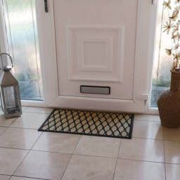 JVL Droplet Vienna Scraper Doormat 45 x 75cm - Brown - JVL Homewares - Wilko - thumbnail 3