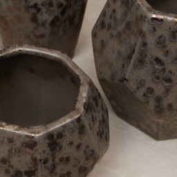 Premier Housewares Salvo Ceramic Planter Small - Size: 17 x 17 x 14cm - Brown - Wilko - thumbnail 3