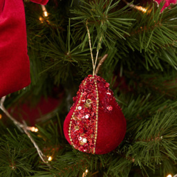 The Seasonal Gift Co Red Velvet Pear Bauble 19cm - Size: 1 Piece - The Seasonal Gift Co. - Wilko - thumbnail 3