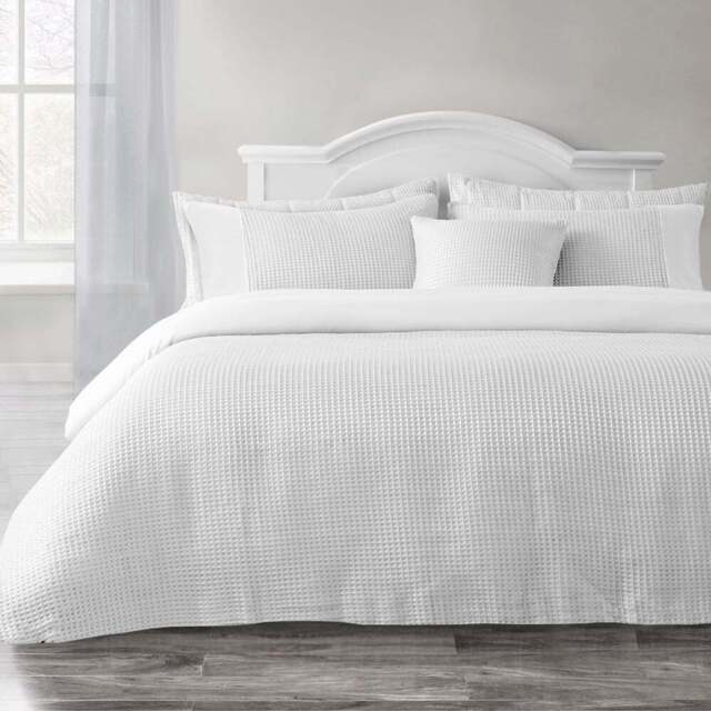 Velosso Waffle King Size White Weave Duvet Set - Wilko - image 1