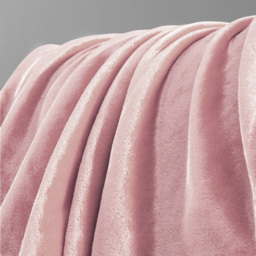 Velosso Blush Pink Flannel Faux Mink Throw 150 x 200cm - Size: 150 x 200 x 1cm - Wilko - thumbnail 4