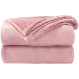 Velosso Blush Pink Flannel Faux Mink Throw 150 x 200cm - Size: 150 x 200 x 1cm - Wilko
