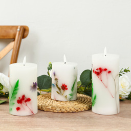 Avilo 3 Piece Flower Embedded Wax Candle Set - Size: 10 x 7.6 x 7.6cm - Multi - Wilko - thumbnail 3