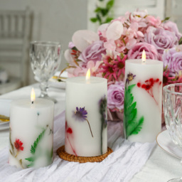 Avilo 3 Piece Flower Embedded Wax Candle Set - Size: 10 x 7.6 x 7.6cm - Multi - Wilko - thumbnail 6