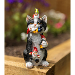 Marco Paul Cat Eating Gnomes Garden Ornament - Size: 11.5 x 23 x 9.5cm - Black - Wilko - thumbnail 3