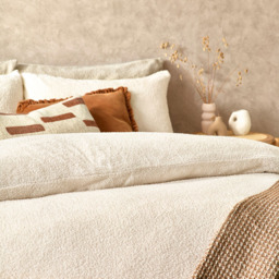Yard Single Ecru Boucle Fleece Duvet Set - Cream - Yard Living - Wilko - thumbnail 4