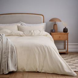 Helena Springfield King Size Ivory Brushed Cotton Duvet Set - Wilko