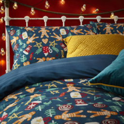 furn. Yuletide Treats Single Navy Christmas Duvet Cover Set - Blue - Wilko - thumbnail 3