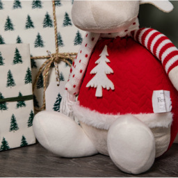 Samuel Alexander Light Up Sitting Reindeer Christmas Decoration with Red and White Jumper - Size: 40 x 30 x 30cm - Multi - Wilko - thumbnail 5