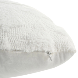 Living and Home White 3D Christmas Tree Soft Plush Cushion Cover 45 x 45cm - Size: 0.5 x 45 x 45cm - Wilko - thumbnail 4