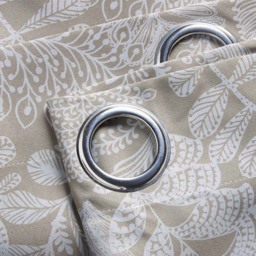 Alan Symonds Fern Cream Blackout Ring Top Eyelet Curtains 111 x 137cm - Size: W 111 x D 137cm - Wilko - thumbnail 5