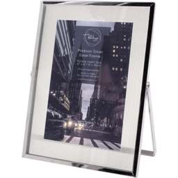 The Port. Co Gallery Madison Silver Easel Photo Frame 15.8 x 20.5cm - Size: A6 - Wilko - thumbnail 1
