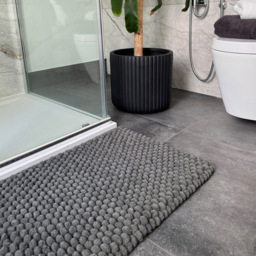 Allure Bath Fashions Luxury Chunky Bobble Charcoal Bath Mat 50 x 80cm - Size: 50 x 80 x 1cm - Wilko - thumbnail 6