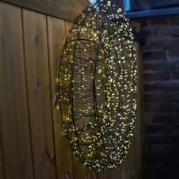 Xmas Haus Warm White LED Black Frame Wreath 58cm - Wilko - thumbnail 5