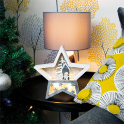 Xmas Haus Multicolour Festive Light Up Wooden Christmas Star - Size: 19 x 19cm - Wilko - thumbnail 5