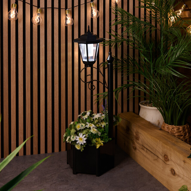 Solar Plant Pot Post Light Black - Wilko