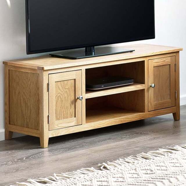 Julian Bowen Mallory Widescreen TV Unit - Size: 40 x 127 x 50cm - Wood - Wilko - image 1