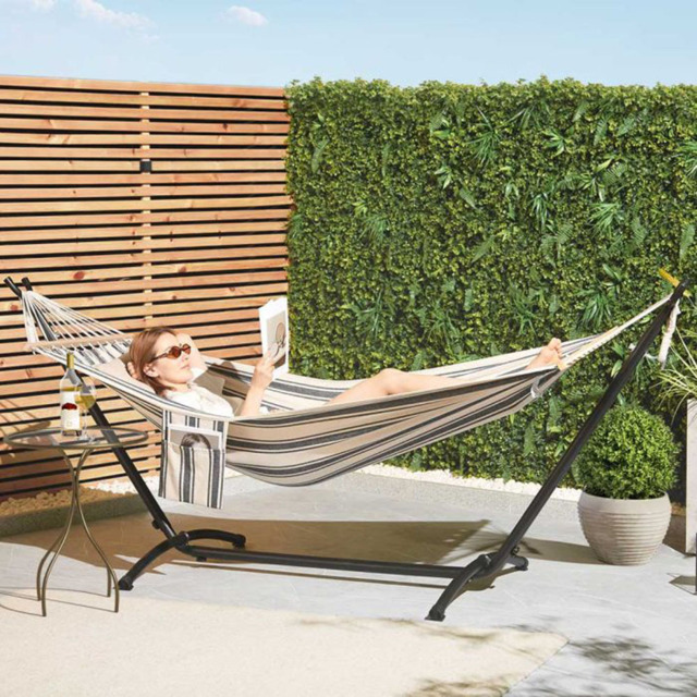 VonHaus Beige Hammock with Metal Frame - Size: 100 x 290 x 90cm - Cream - Wilko - image 1