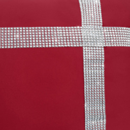 Velosso Diamante Cross Red Filled Cushion 43 x 43cm 2 Pack - Wilko - thumbnail 3