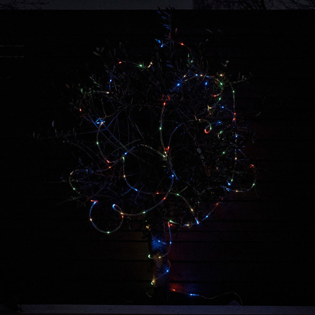 ValueLights 10m Copper Multicoloured LED String Light with Remote - Size: 0.5 x 1000 x 0.5cm - Orange - Wilko - image 1