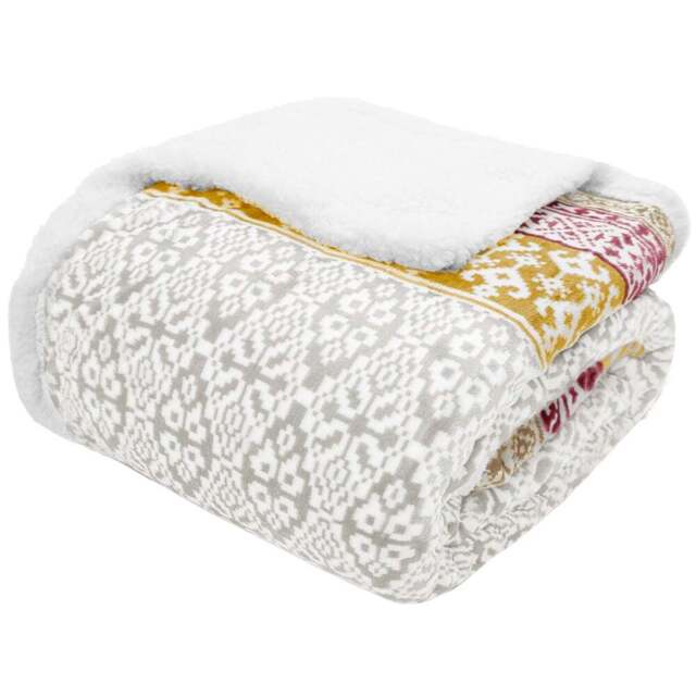 Velosso Grey Aztec Sherpa Backed Throw 130 x 180cm - Size: 130 x 180 x 1cm - Wilko - image 1