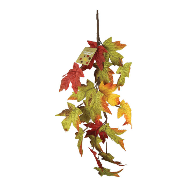 Green Leaf Garland - Size: 3 x 100 x 3 g - Wilko - image 1