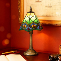 HOMCOM Tiffany Style Handcrafted Stained Glass Table Lamp - Size: 22 x 30 x 32cm - Green - Wilko - thumbnail 6