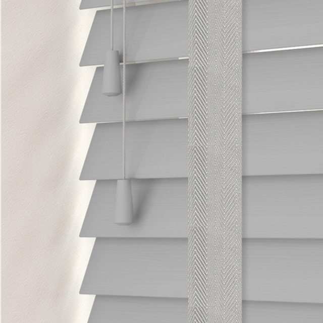 Caecus Faux Wood Tape Venetian Blind Light Grey 120 x 120cm - Size: 120 x 120 x 5cm - Wilko - image 1