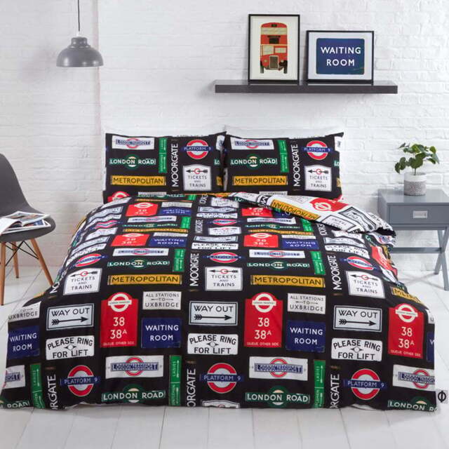Rapport Home TFL Signs Double Multicolour Duvet Set - Wilko - image 1