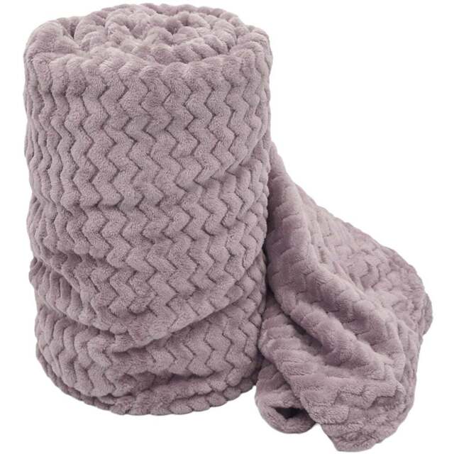Velosso Mauve Moda Plush Throw 150 x 200cm - Size: 150 x 200 x 1cm - Wilko - image 1