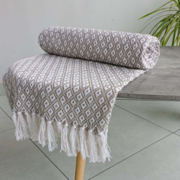 Rapport Home Natural Eden Recycled Cotton Geometric Throw 127 x 152cm - Size: 7 x 152 x 127cm - Cream - Wilko - thumbnail 3
