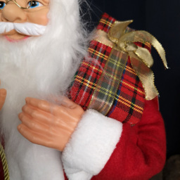 Samuel Alexander Red Standing Santa Claus Christmas Decoration with Present and Green Sack 80cm - Size: 80 x 28 x 28cm - Wilko - thumbnail 6
